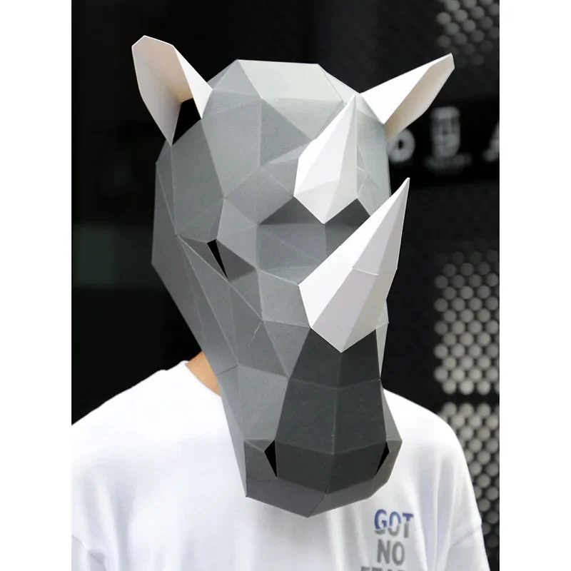 Modello di carta maschera per  - Art Craft Cardboard recensione e prezzo